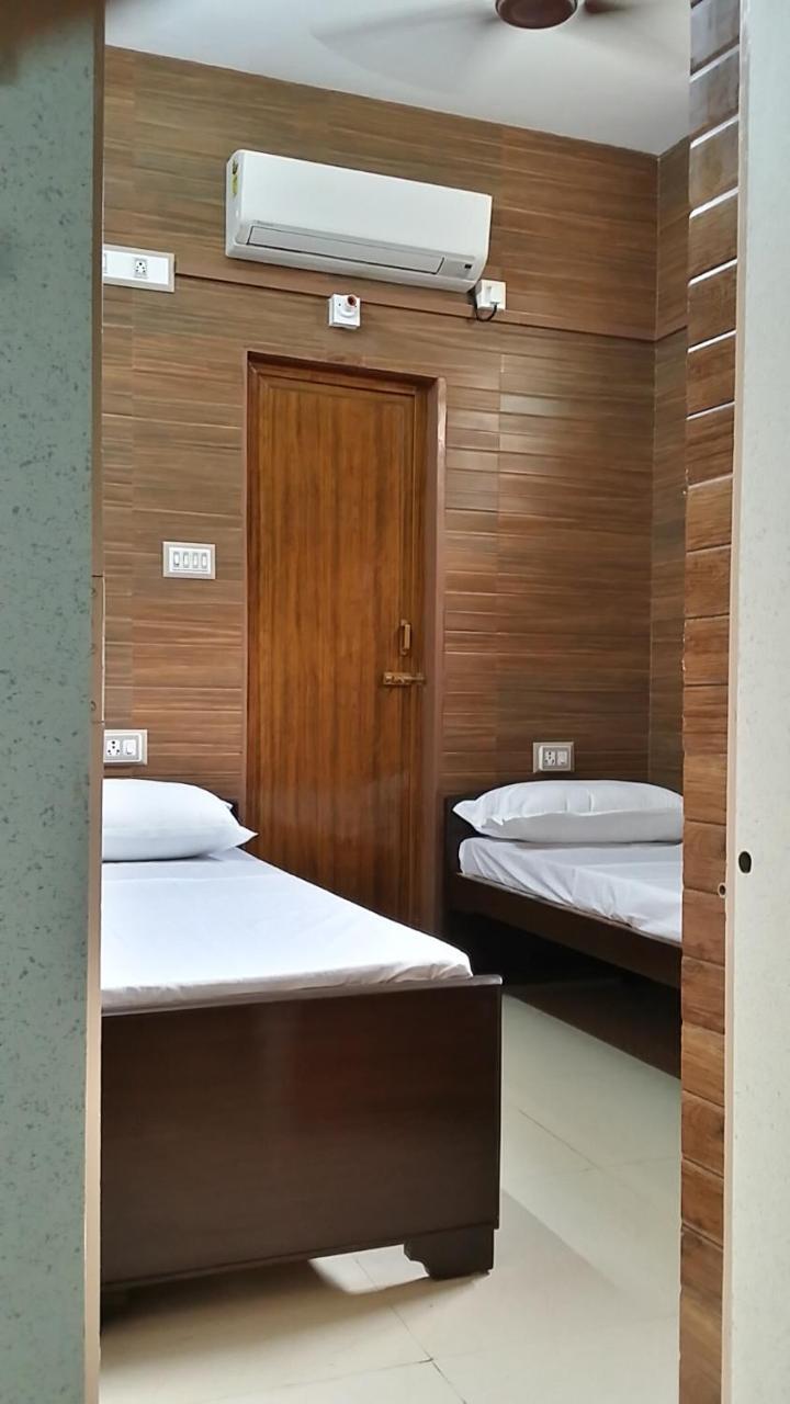 Al Noor Mansion Hotell Chennai Exteriör bild